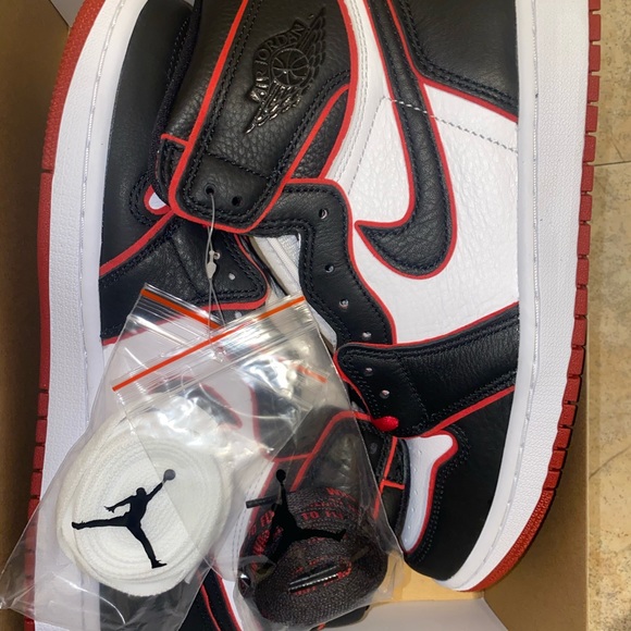 jordan 1 bloodline size 6.5